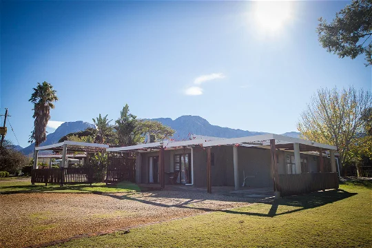 Damas Guest Farm