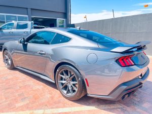 2026 Ford Mustang Dark Horse – 5.0 photo 4